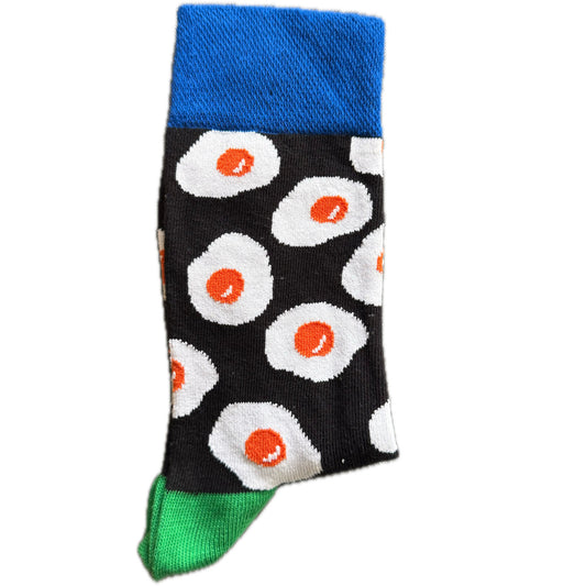 Black socks with sunny-side-up fried egg design, fun and quirky breakfast-themed socks.