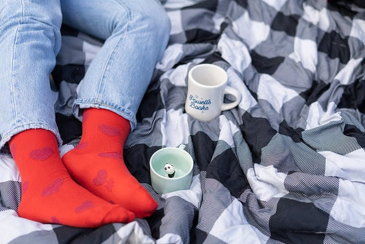 Sweet Hearts Fuzzy Socks Red (Women)