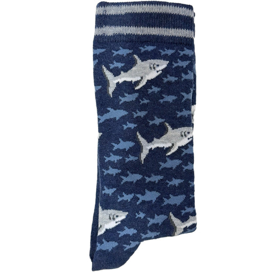 Men’s dark blue socks featuring a shark design in a bold and adventurous style.